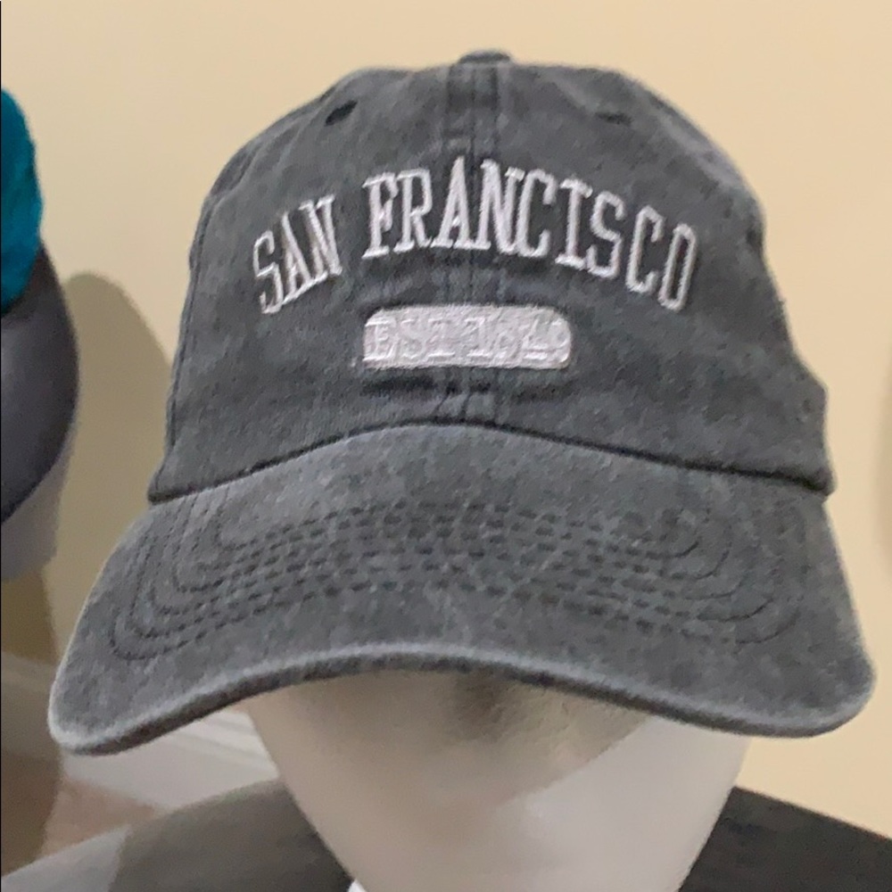 San Francisco grey baseball cap